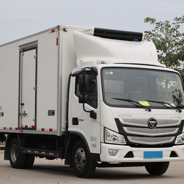 CE Certified Diesel Foton Reliable Supplier Refrigerated Trucks for Sale