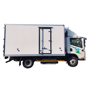Meat And Vegetable Refrigerated Truck Freezer Body Refrigerated Wagon in Russia