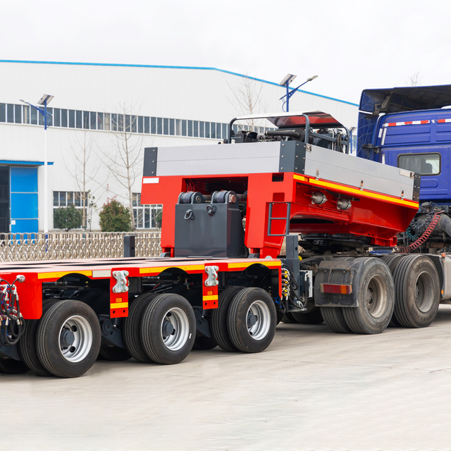 Spmt Heavy Hydraulic Modular Multi Axles Low Bed Self Propelled Modular Transport Utility Cargo Truck Trailer