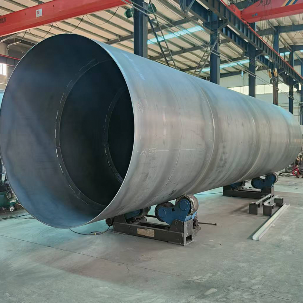 cryogenic storage tank (22)